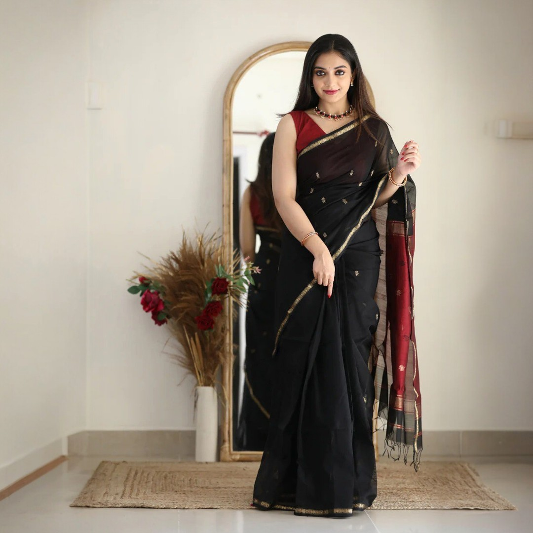 Royal Black Silk Saree with Gold Zari Border & Red Contrast Pallu – Timeless Festive Elegance